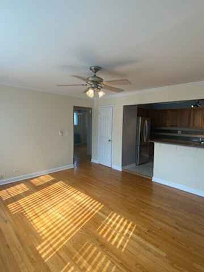 Building Photo - 4934 Harold Ave