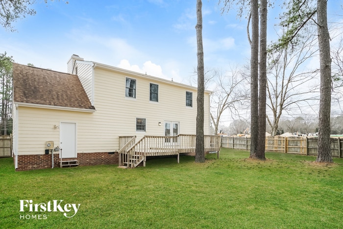 Building Photo - 6001 River Landings Dr