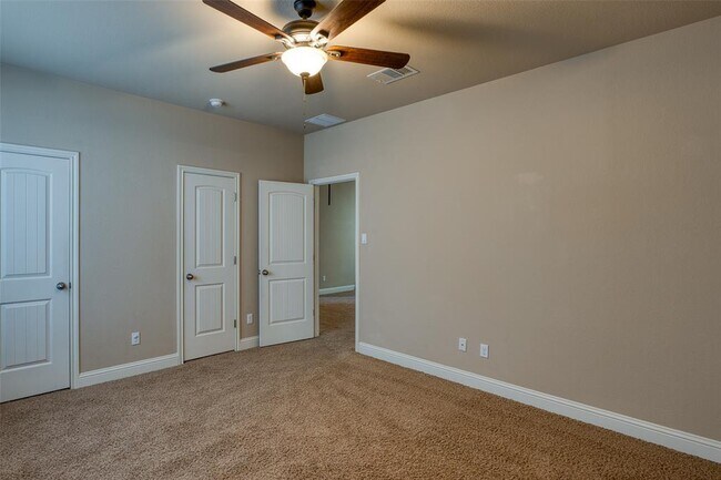 Building Photo - 11033 Desert Willow Loop