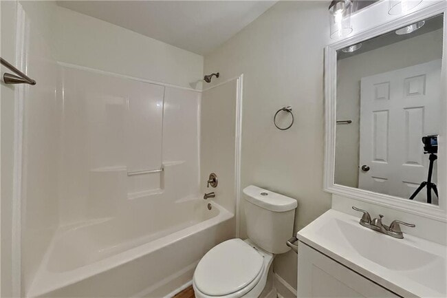 Building Photo - 530 Alcovy Springs Dr SE