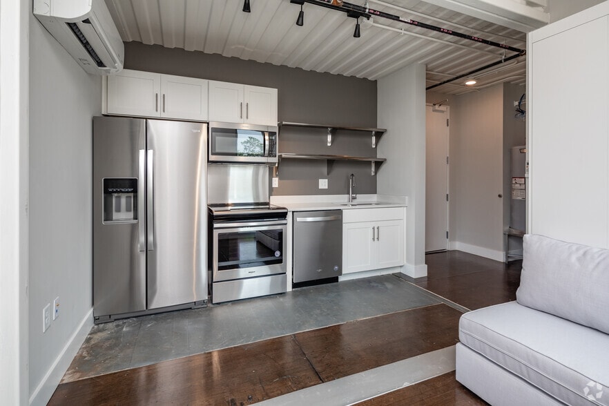 Studio - 320SF - Kitchen - The Byrum