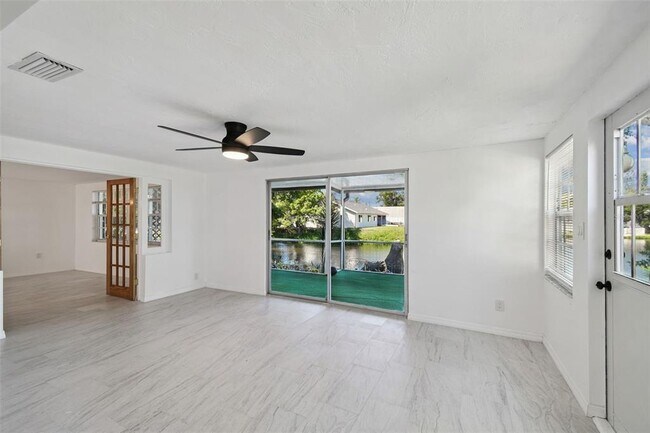 Building Photo - 3513 Landale Dr