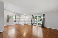 Building Photo - Beautiful Totally updated Open concept Ranch