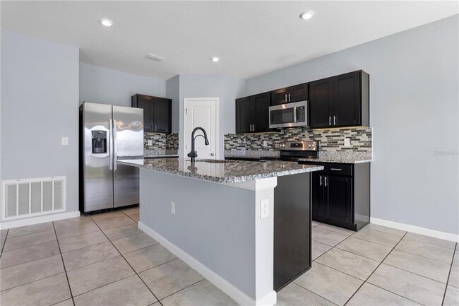 Building Photo - 1582 Finnigan Cir