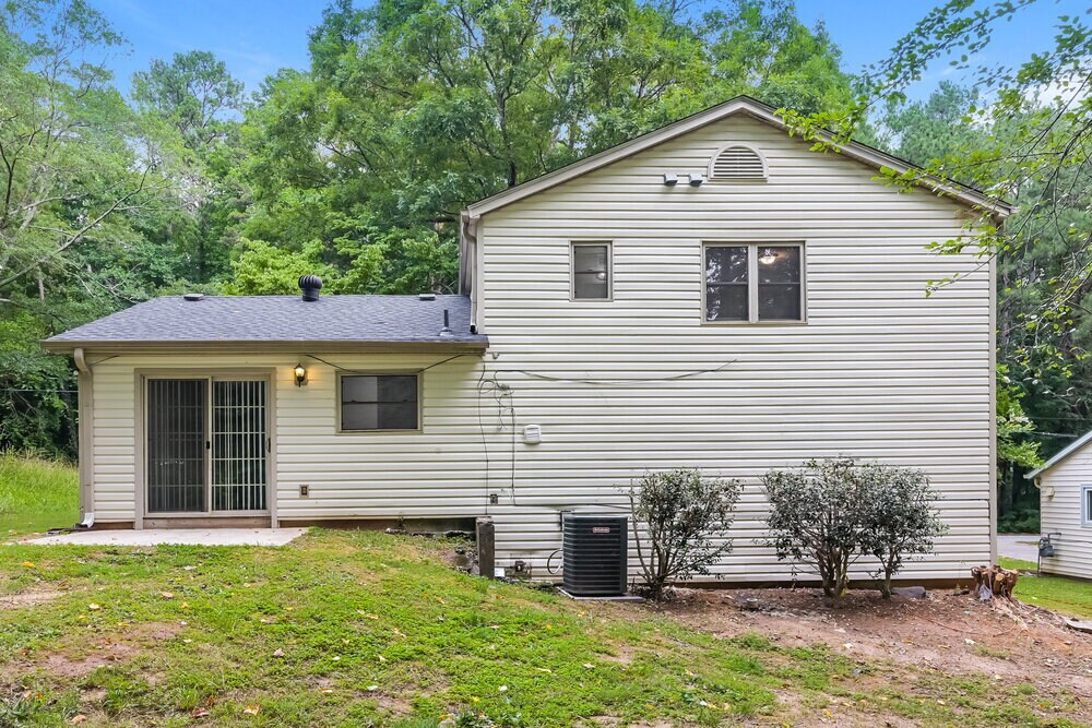 Building Photo - 5603 Rock Springs Rd
