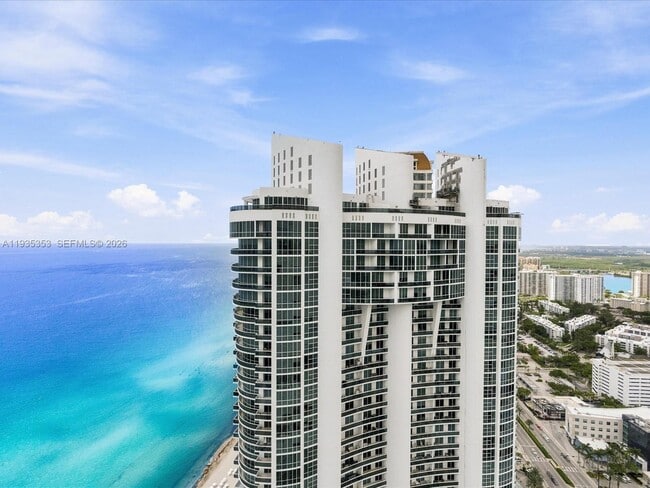 Building Photo - 18201 Collins Ave