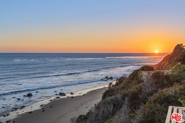 Building Photo - 33800 Pacific Coast Hwy