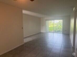 Building Photo - Avalon Unit 6