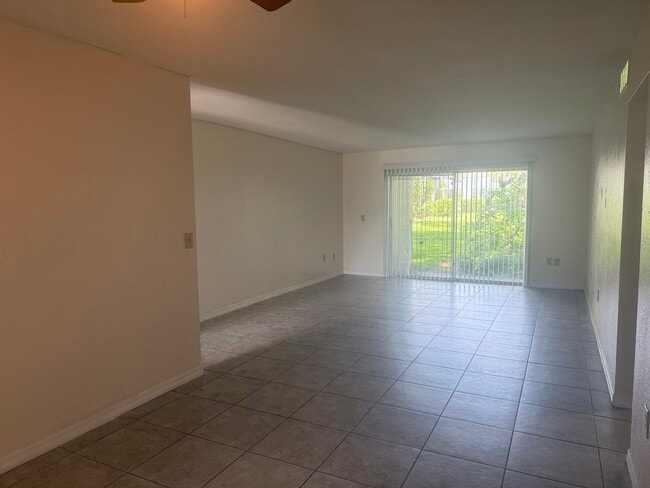 Primary Photo - Avalon Unit 6