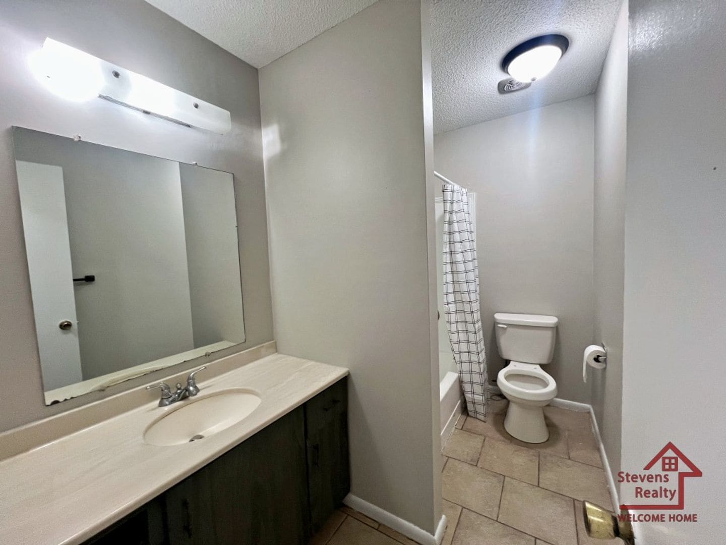 Building Photo - 4127 Wilkesview Dr