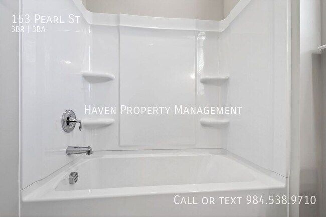 Building Photo - 153 Pearl St