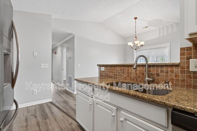 Building Photo - 4285 Cedarcroft Ct