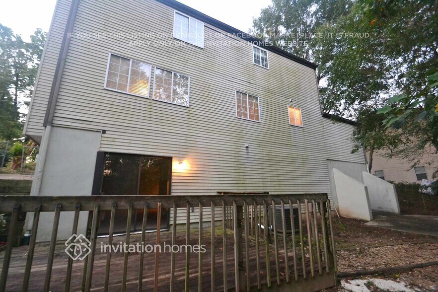 Building Photo - 5571 Dove Trce