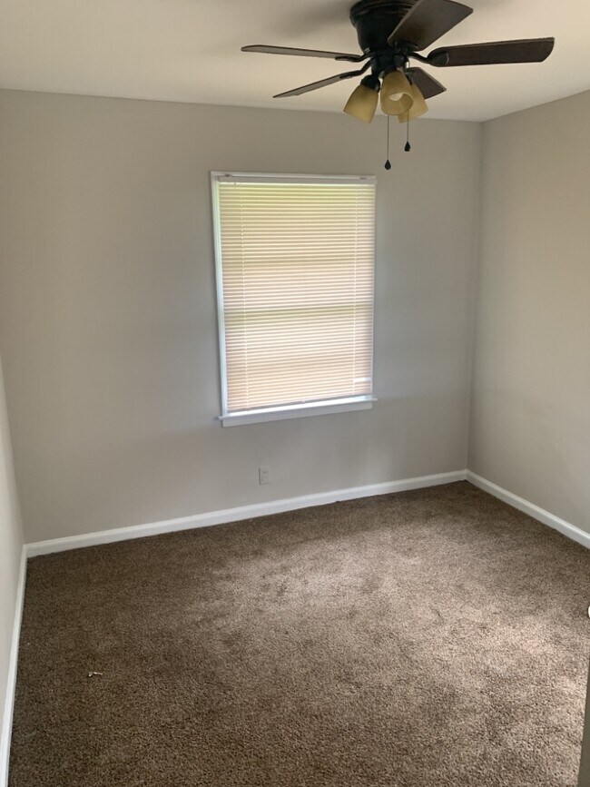 Building Photo - 1531 Flamingo Ln