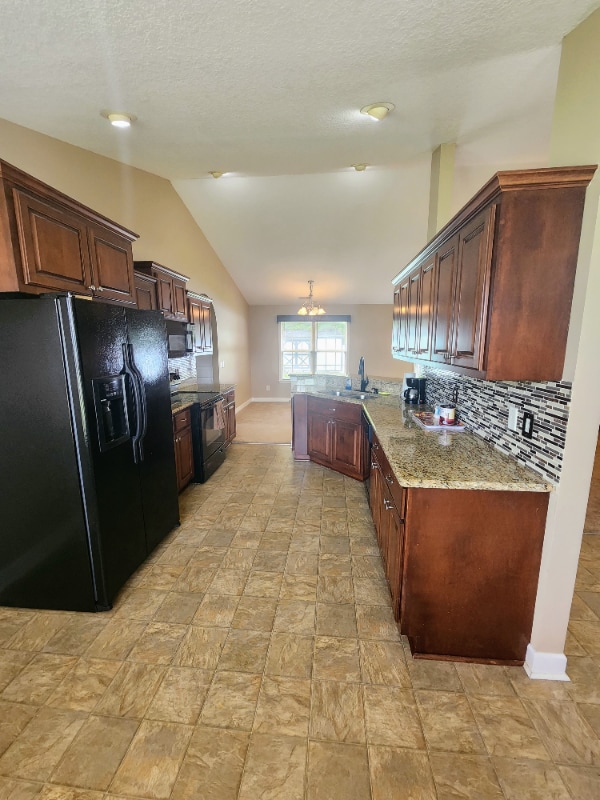 Building Photo - 2803 Green Pond Cir