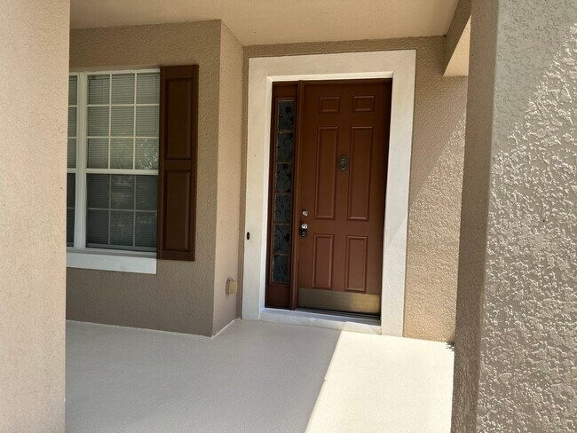 Building Photo - 2211 Pine Oaks Tr