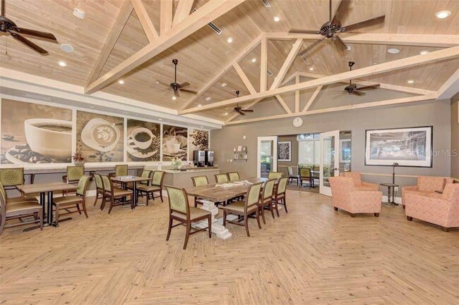 Building Photo - 10820 Tarflower Dr