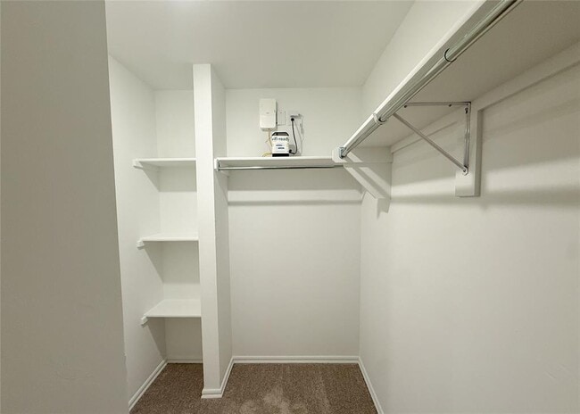 Building Photo - 16309 Harvester Dr