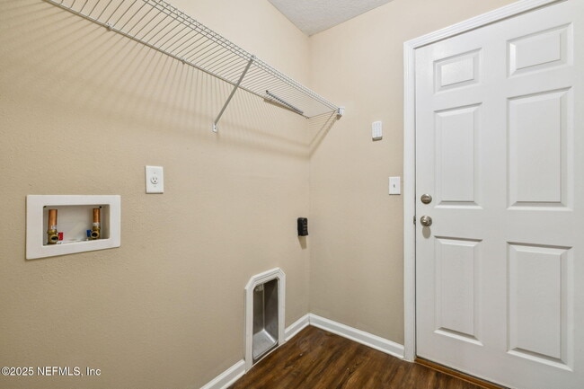 Building Photo - 8037 Stuart Ave