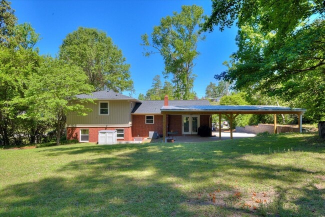 Building Photo - 813 Hammond Dr
