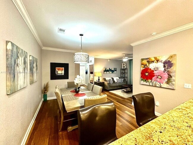 Building Photo - 1301 Tuscan Terrace