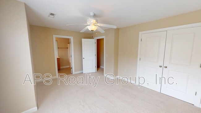 Building Photo - 378 Summergate Dr