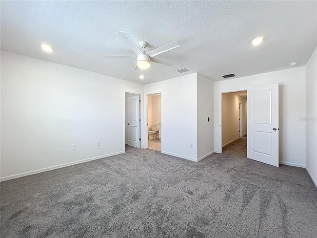 Building Photo - 3886 ACADEMIA Ave