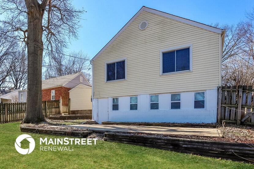 Building Photo - 15 Spring Dr