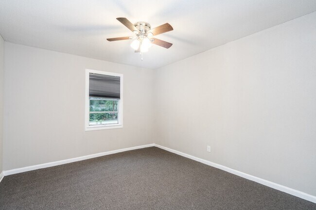 Building Photo - 503 Carrell St