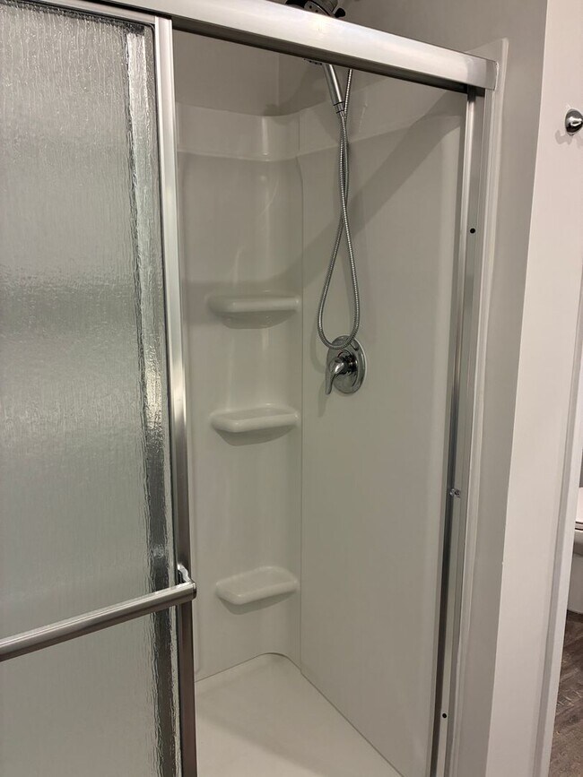 Building Photo - 5 Bedroom 2.5 Bathroom Home in Sunfish Cove in Sunset Beach, NC