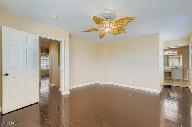 Building Photo - 5986 Ambleshire Ave