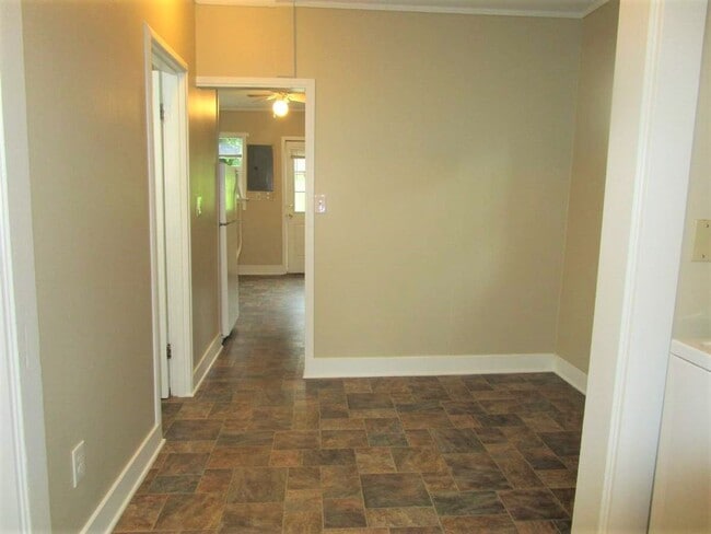 Building Photo - Charming 2-Bedroom Home in the Heart of Downtown Gig Harbor