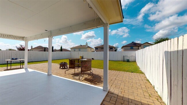 Building Photo - 3818 St Simon Manor Dr