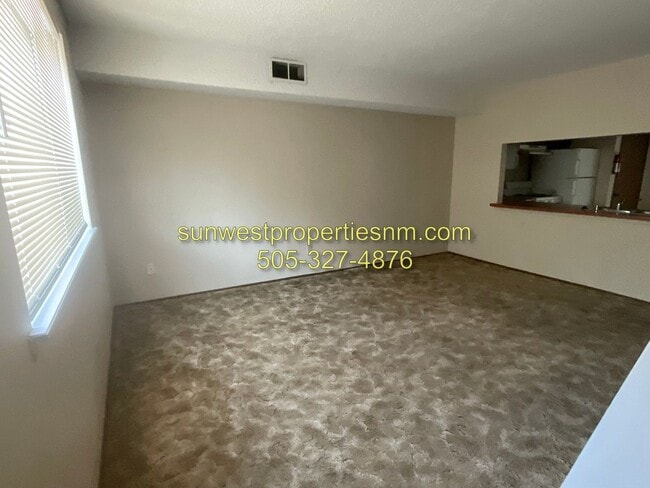 Building Photo - 1631 N Farmington Ave