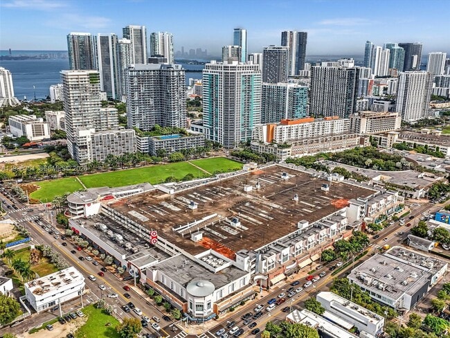 Building Photo - 3470 E Coast Ave