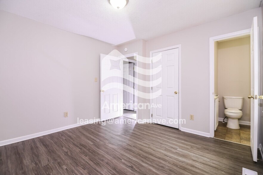 Building Photo - 317 Cartwright Cir
