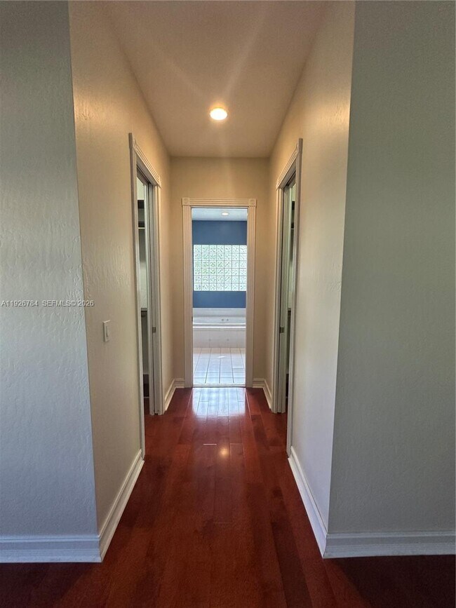 Building Photo - 15335 SW 80th Ave