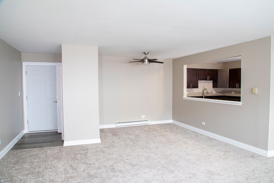 Iron Gate Apartments 25 Briar St Glen Ellyn IL 60137 Apartment Finder