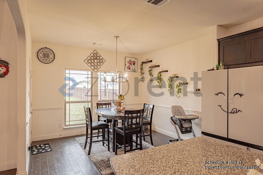 Building Photo - 6036 Warden Lk Trl