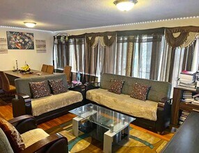 Building Photo - Luxurious 2 Bedroom - Overlooking Downtown Melrose