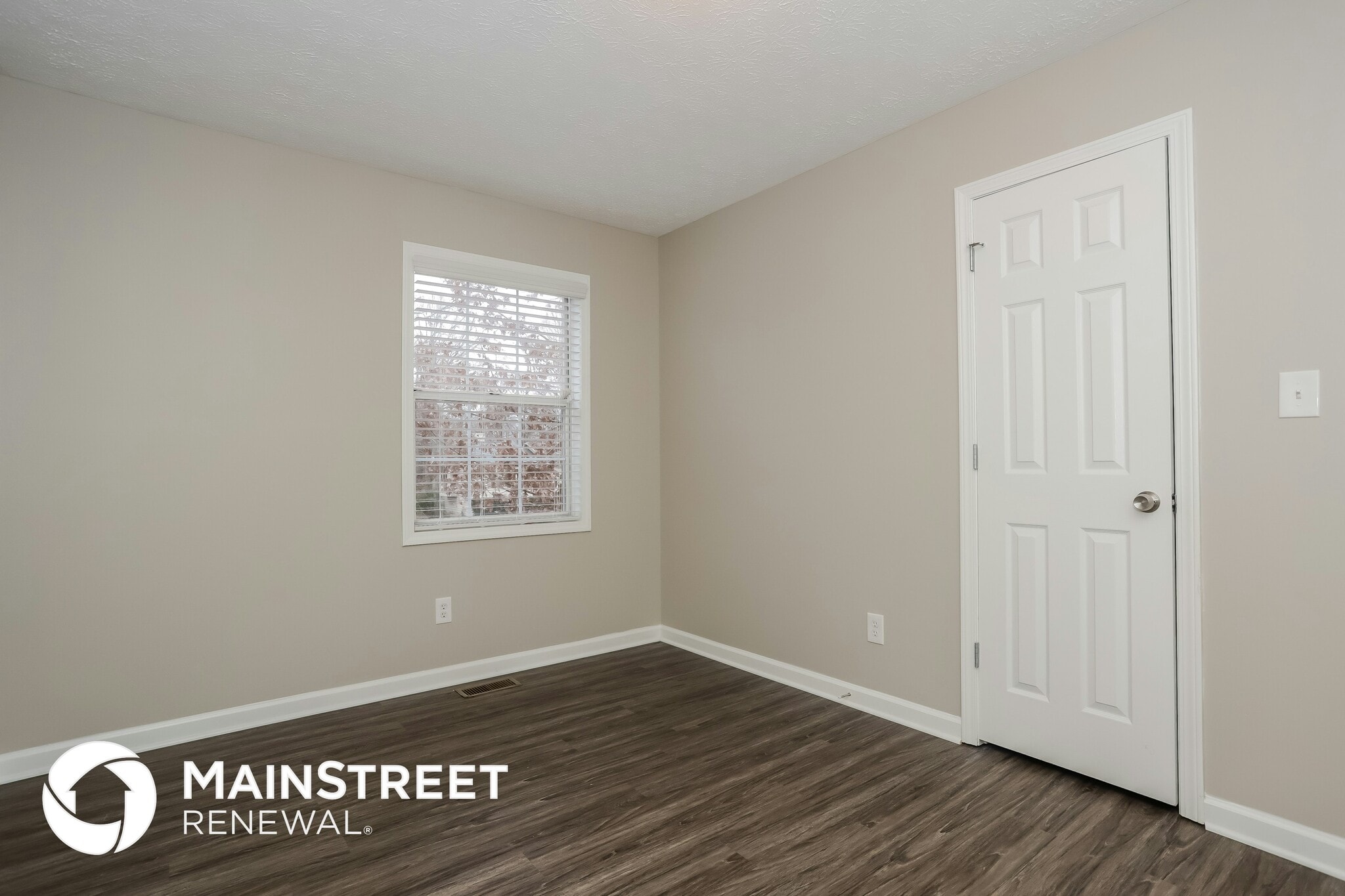 Building Photo - 285 Adelene Way