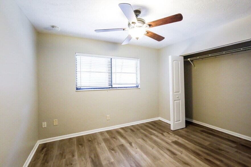 Building Photo - 5525 SW 118th Ave