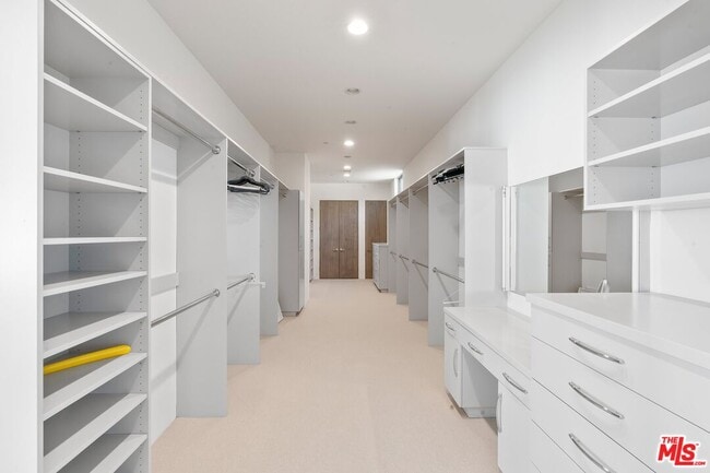 Building Photo - 27316 Winding Way