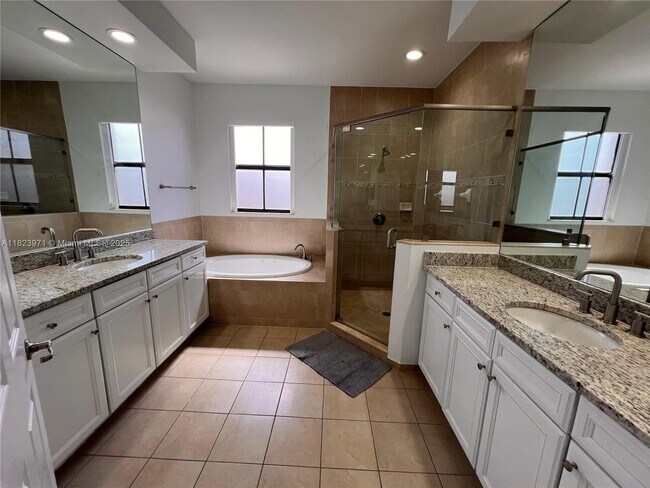Building Photo - 8744 NW 99th Path