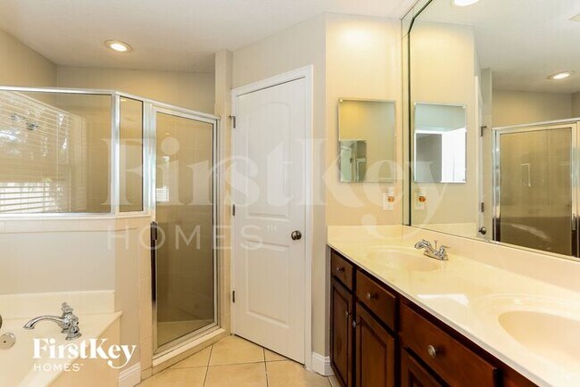 Building Photo - 86353 Sand Hickory Trail