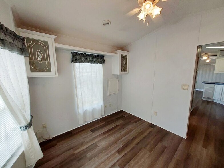 BDRM 1 - 1108 49th Avenue Ter W