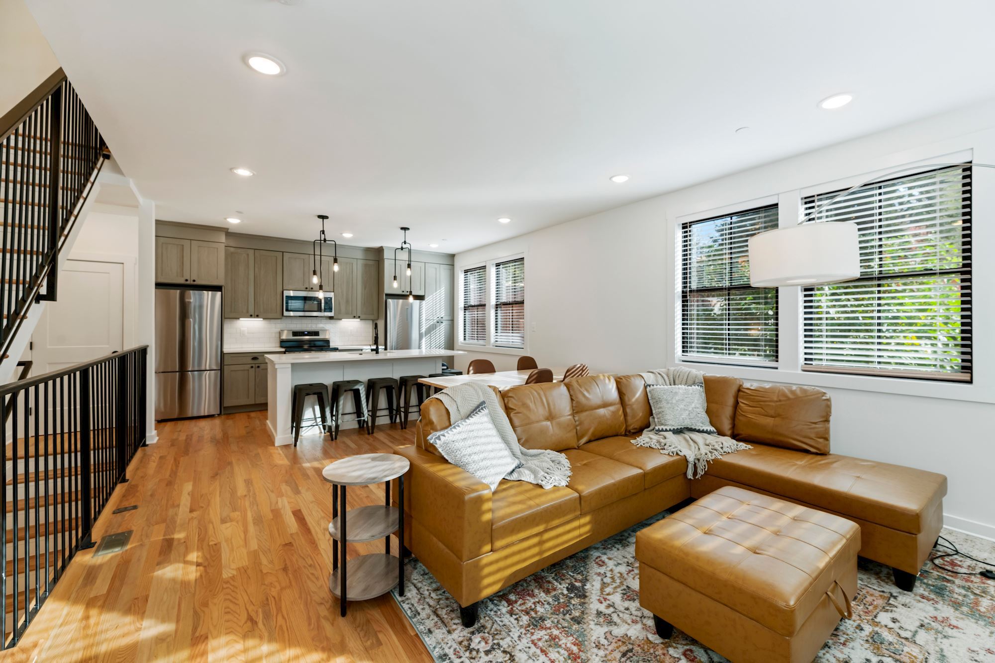 Building Photo - 423 Quincy St NW