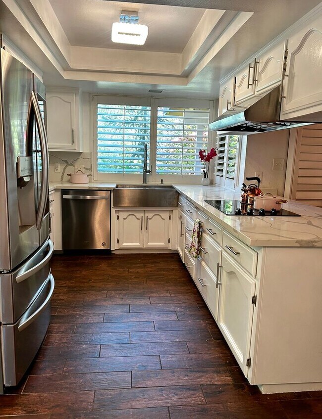 Building Photo - Single Family Home