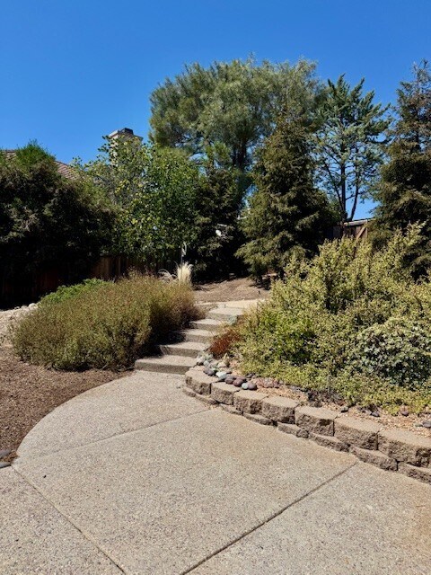 Building Photo - 5117 Myrtle Dr