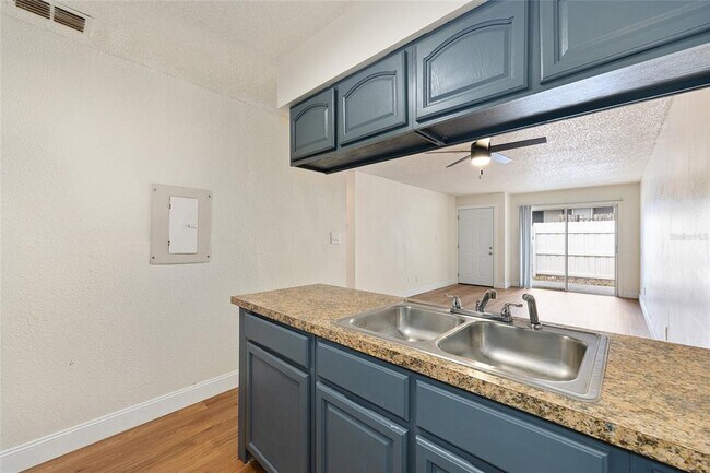 Building Photo - 3025 SE 55th Ave
